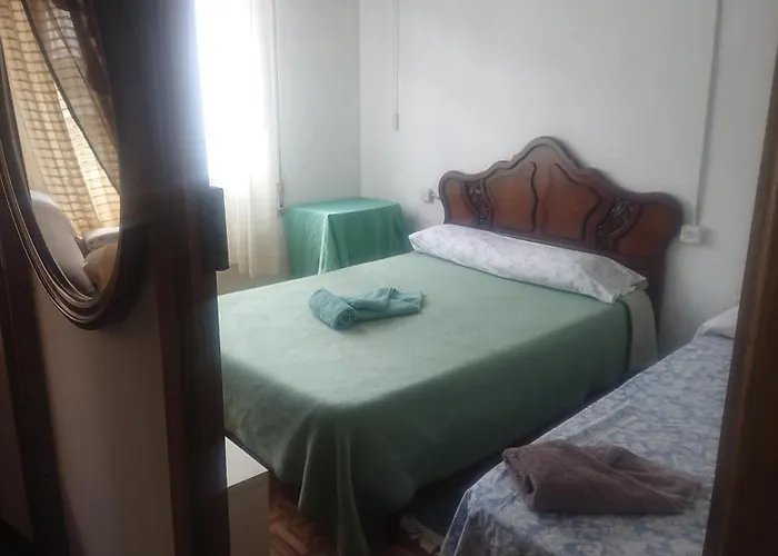 Melide Rooms منزل للإقامة ميليدي