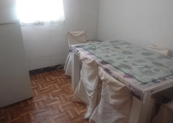 Séjour chez l'habitant Melide Rooms